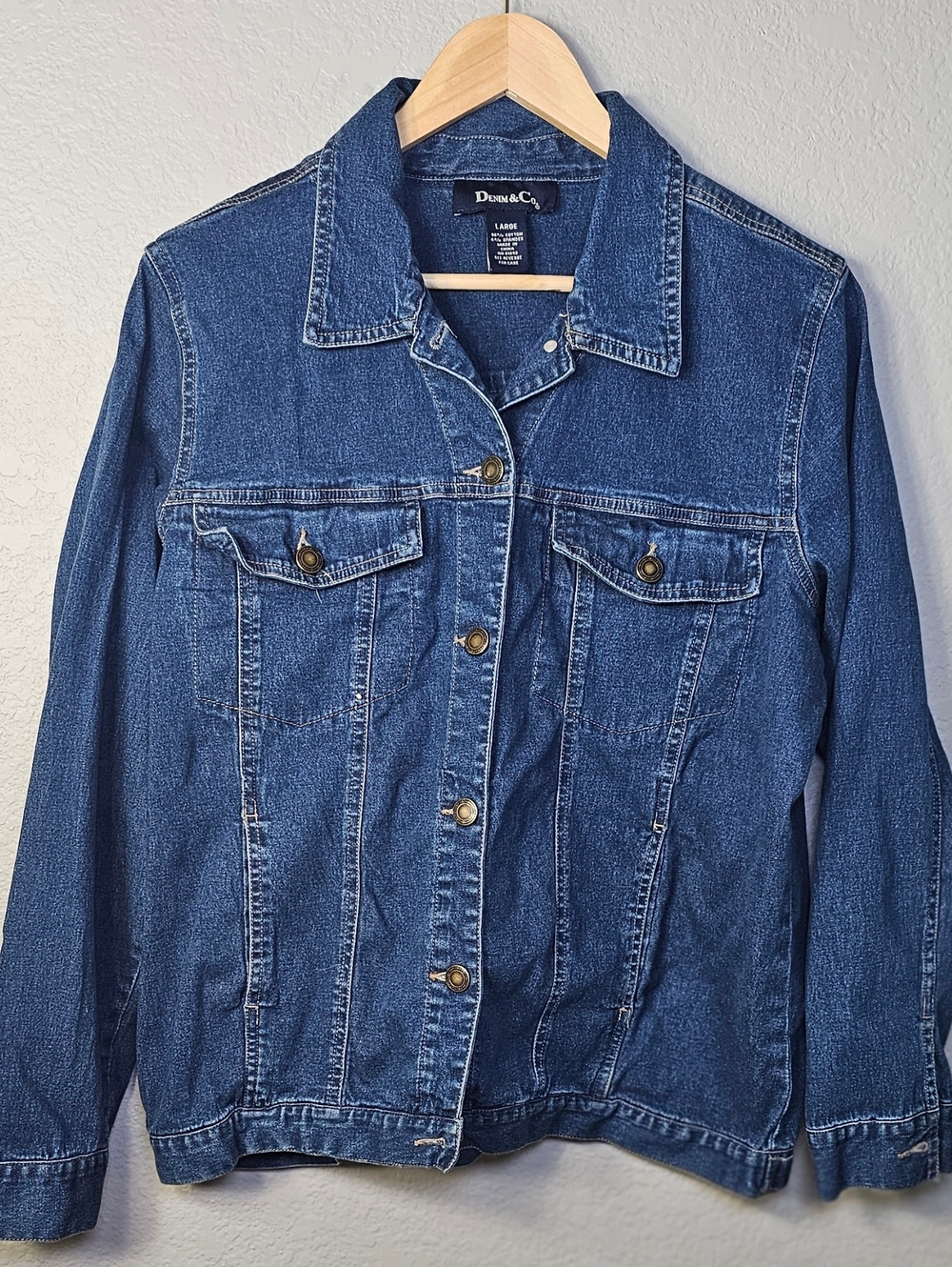Denim & Co Denim Jacket Large Blue Stretch Classic Button Front